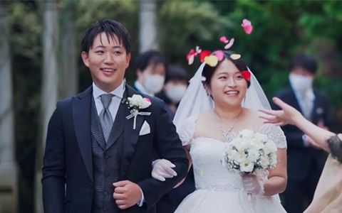 大切なゲストの皆さま見守られながら迎えた結婚式・・・